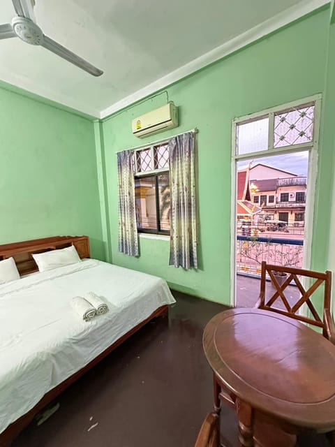 KFG Guesthouse Bed and Breakfast in Laos