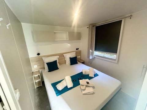 Mobil home 3 chambres privilège climatisé Agde Camping /
Complejo de autocaravanas in Agde