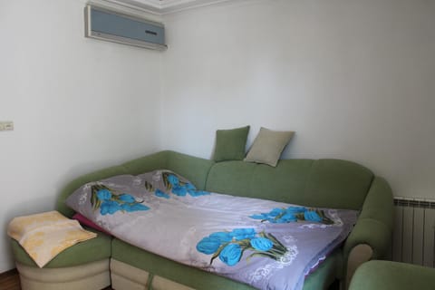 Квартира в Баку в тихом дворе Apartment in Baku