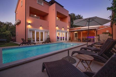 Ferienhaus mit Privatpool für 14 Personen ca 360 qm in Medulin, Istrien Südküste von Istrien House in Medulin