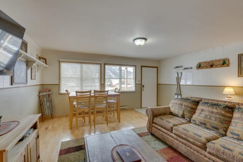 Main Street Red River Condo with Fireplace and Views! Apartment in Red River