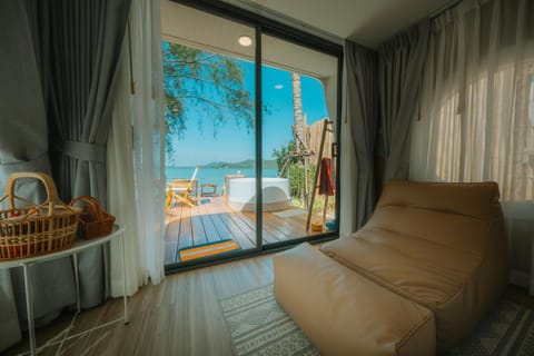 Sea Sand See Sky Beach Front Resort Villa in Thep Krasatti