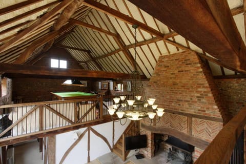 Barn conversion, Henley-on-Thames House in Wycombe District