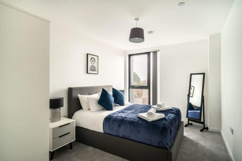 Stunning 2 Bedroom Apartment in Central Preston Condo in Preston