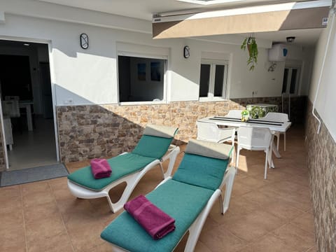 Patio, Mountain view, sunbed