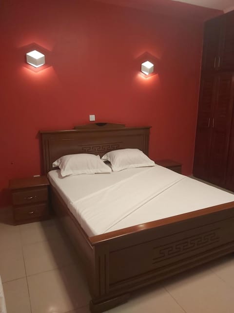 HOTEL APPART B4U Condominio in Yaoundé