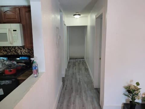 Newly renovated 3 bedroom / 1 bath! Apartment in Miami