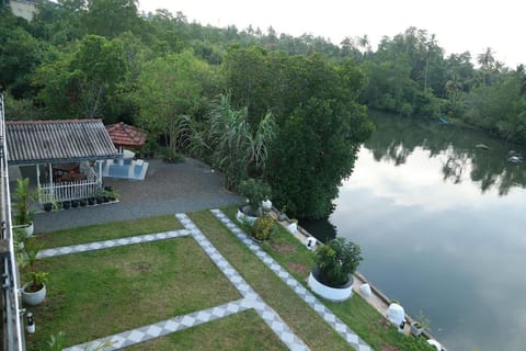 Natural Lake Down South Hotel in Ahangama