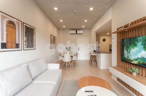 Modern 2 Bedroom Apartment Near Paseo La Galeria Apartment in Asunción