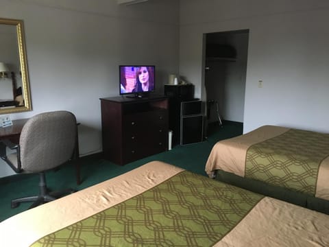 Rapids Inn & Suites Motel in Wisconsin Rapids