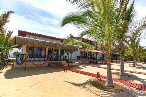 Facade/entrance, Day, Garden, Sea view