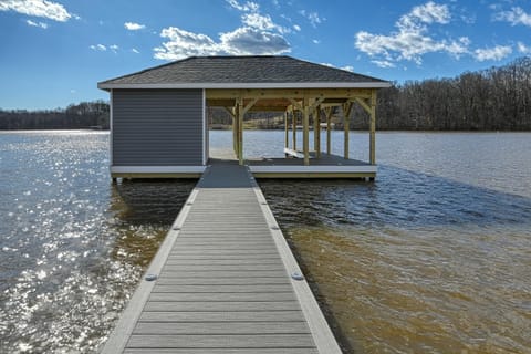 Sunset Valley House in Lake Anna
