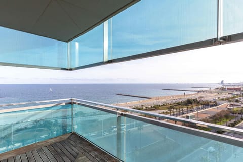 Luxury Apartment With Sea View! Condo in Barcelona