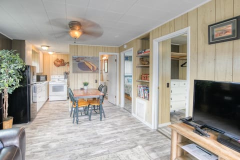 Sportsman Cottage 2-Bed by the Sea w fireplace Maison in Grayland