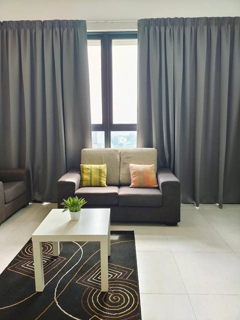 Luxury Comfort Suite 3BR Apartment in George Town