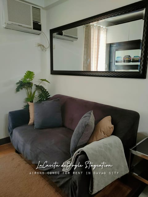 LaCasita deB'ryle Staycation Apartment in Davao City