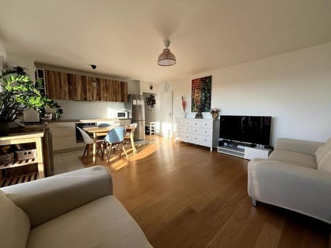 Location for Olympic Games (JO) Condo in Sartrouville