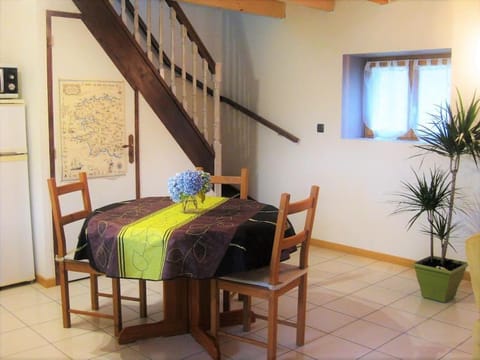 La Clef des Champs, gîte à la ferme au pied des vignes, Finistère sud ! House in Douarnenez