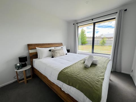 Leisure Holiday Home Lake Hayes Easte Queenstown Maison in Gibbston
