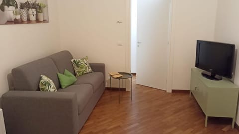 amaRE Apartment in Reggio Emilia