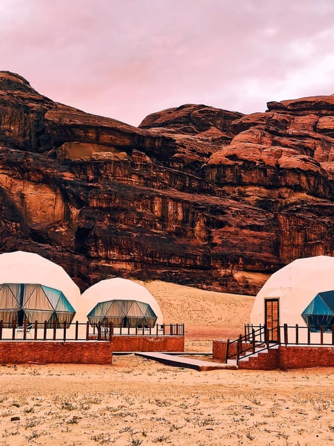 desert Rose & bubble tent Bed and Breakfast in South District