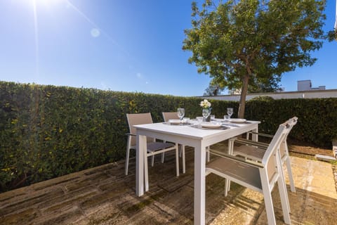 Patio, Garden, Garden view