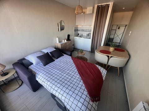 Studio Le Mer'Veilleux Apartment in Calais