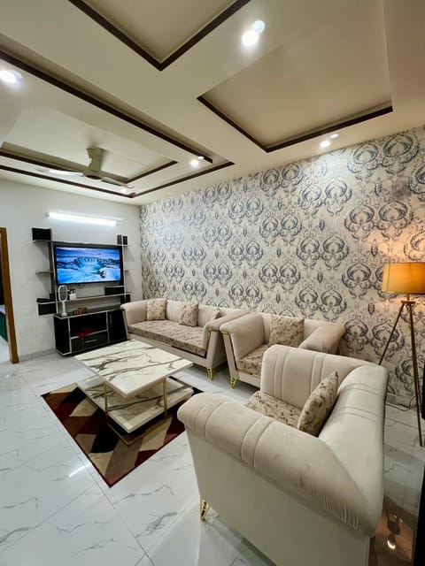 Luxury Family Apartment in Islamabad