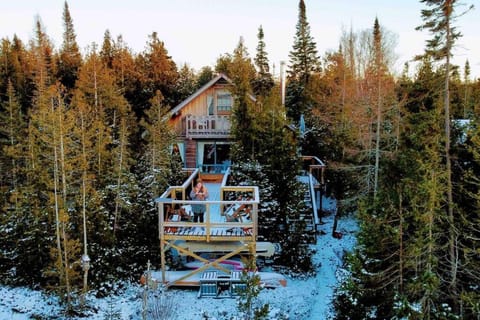 Blue Vista Tobermory Waterfront Cottage Casa in Northern Bruce Peninsula