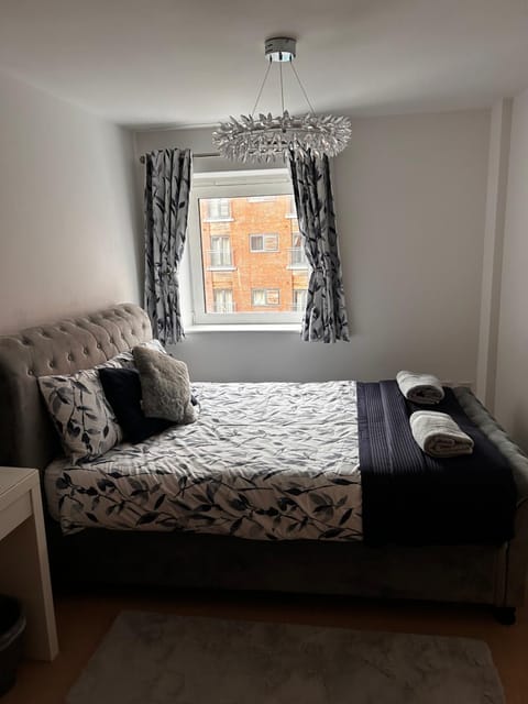 City Centre apartment. Condo in Wrexham