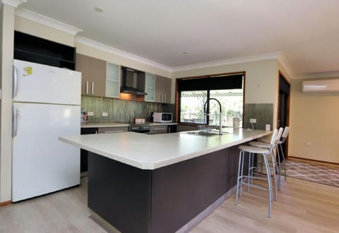 12 Wilfred Street House in Bargara