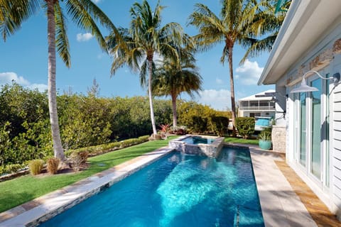 Luxurious Haven House in Tavernier