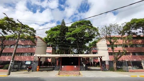 Property building, Day, Neighbourhood, Street view, Location