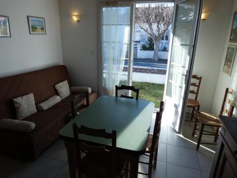 Maison près de la plage avec jardin et vélos, animaux bienvenus, équipée pour 4 personnes - FR-1-540-282 House in Notre-Dame-de-Monts