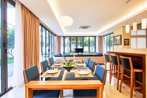 Amie Luxury Ocean Villas Da Nang Villa in Hoa Hai