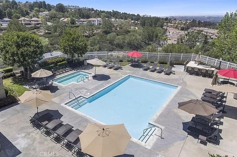 Luxury 3 BR, 3 Baths Huge Backyard, WFH, Smart Home Villa in Anaheim Hills