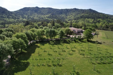 Engardin, un havre de paix en Provence Verte Moradia in Brignoles