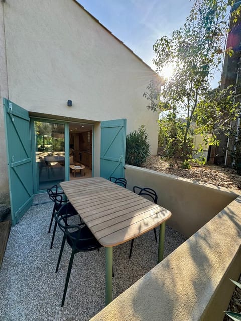 Patio, Balcony/Terrace, Dining area