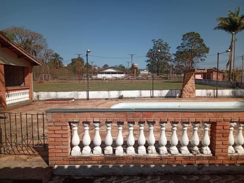 casa c/4 dormitórios e piscina Casa in Botucatu