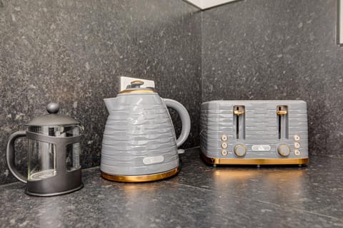 Coffee/tea facilities, Kitchen or kitchenette, toaster