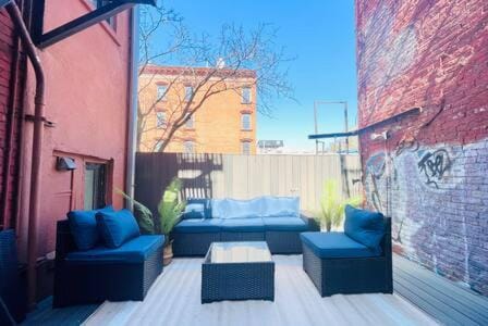 3BR 2Baths with Private Outdoors Condominio in East Village