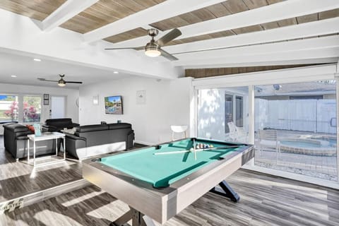 Gorgeous poolhome on the canal House in Wilton Manors