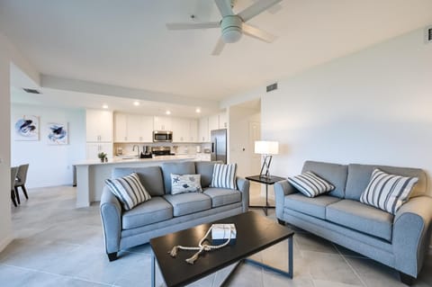 Maria Condo with Community Pool Access Apartment in Collier County