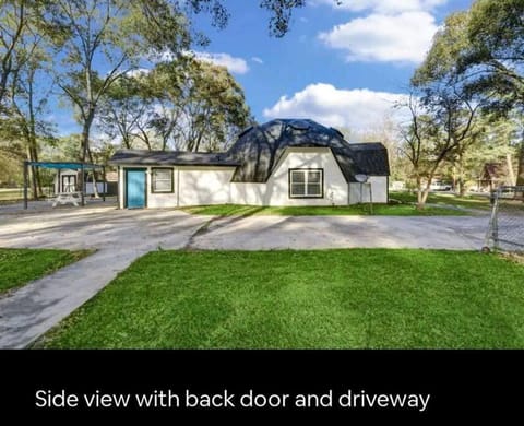 Lake Conroe Dome Home House in Conroe