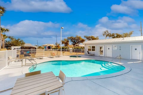 Tranquil Harbour #211 Apartment in Mexico Beach