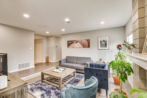 Stylish San Jose Retreat - 7 Mi to Downtown Maison in Evergreen