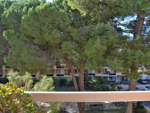 T2 cabine avec loggia, proche plage et commerces, parking inclus - Bormes-les-Mimosas - FR-1-251-521 Apartment in Bormes-les-Mimosas