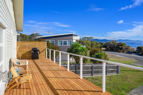 Patio, Day, Natural landscape, View (from property/room), Balcony/Terrace, Mountain view, Sea view