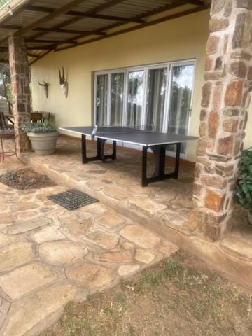 Property building, Table tennis, Table tennis