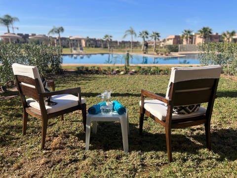 Prestigia,Golf, lux Rez-de-chaussée, jardin en face de la piscine et Golf idéal pour passer des bons vacances en famille Apartment in Marrakesh